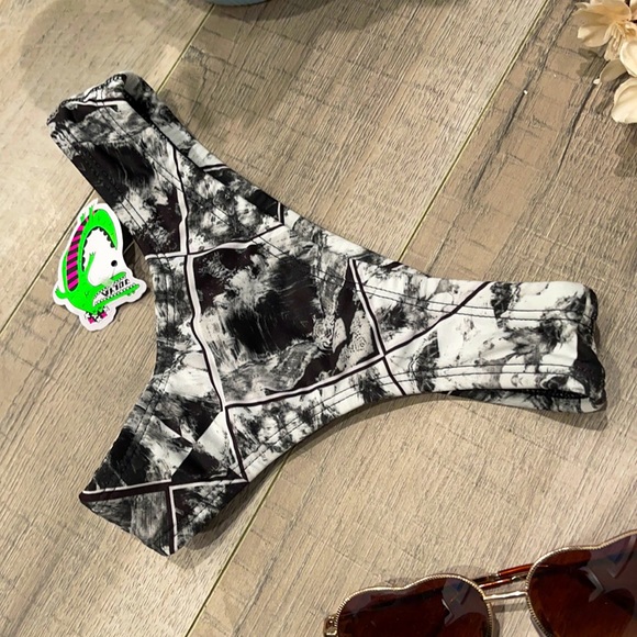 JOLYN Swim Bottom - Picture 4 of 6